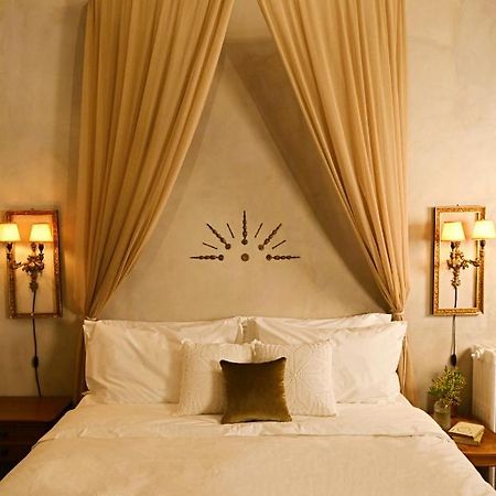 Shila Athens Hotel Exterior photo