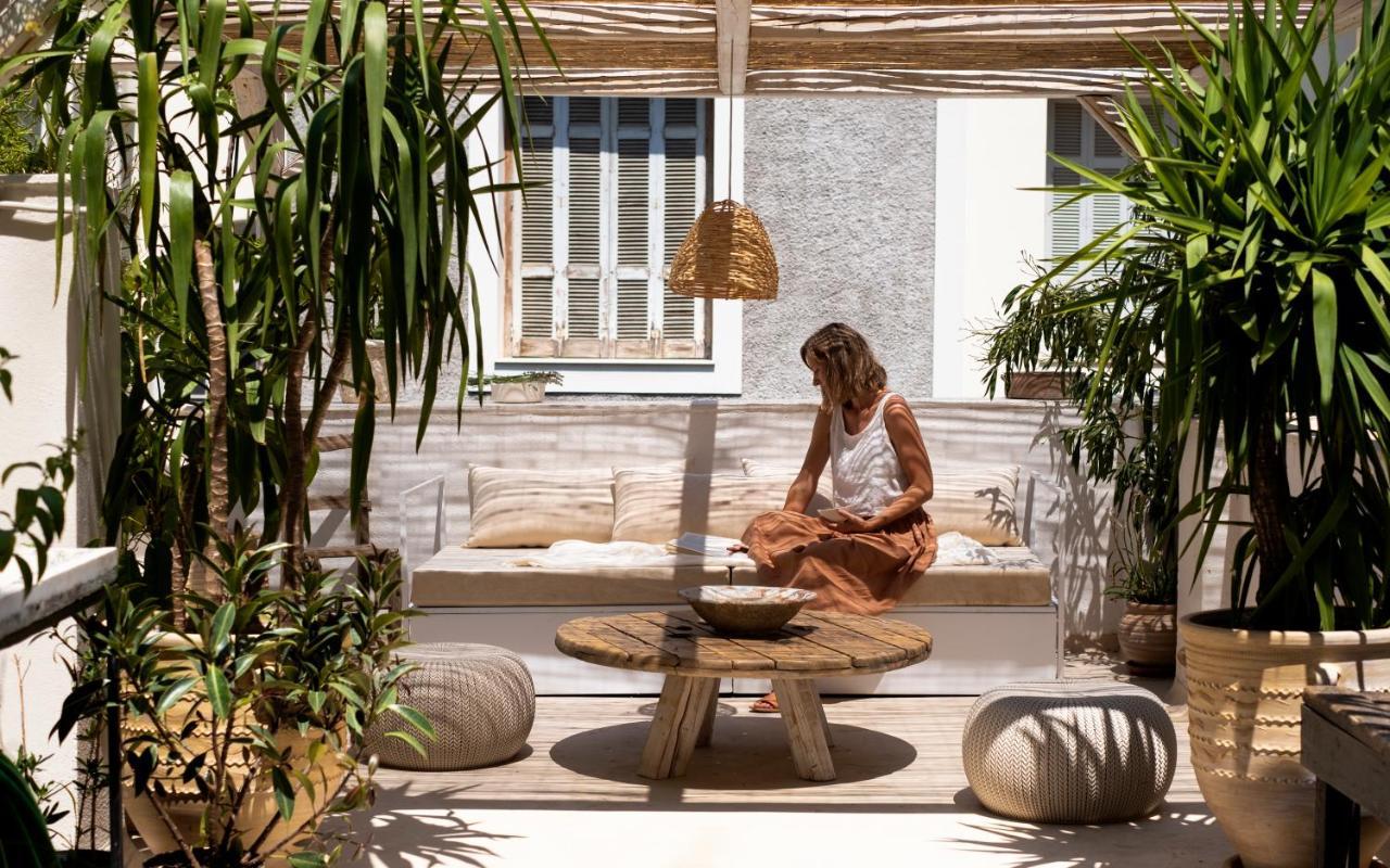 Shila Athens Hotel Exterior photo
